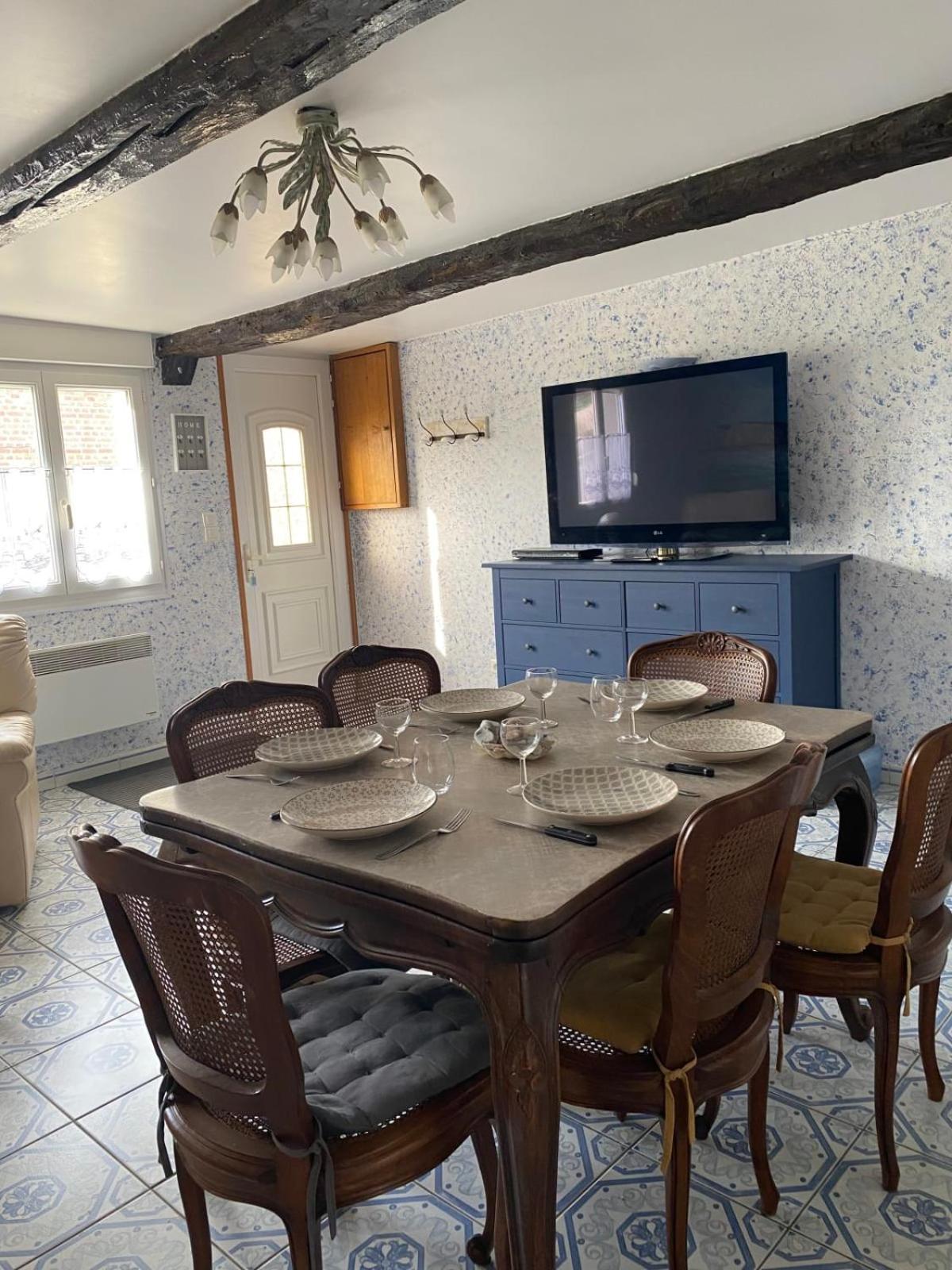 Villa Am 57 - The Blue House à Ault Extérieur photo
